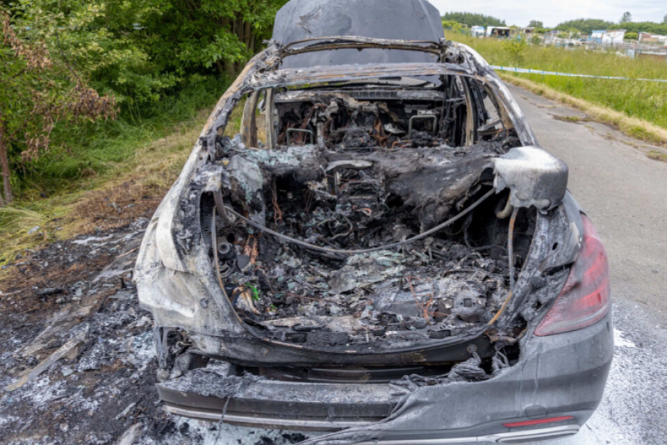 Bilen stals och brändes upp på Näsby.