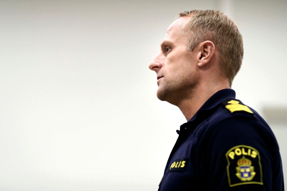 Lokalpolisområdeschefen i Kalmar, Peter Lagerström, andas ut. Från och med november kommer nio nya poliser till Kalmar och Öland. ”Nu kan vi sakta och säkert börja bygga igen”, säger han.