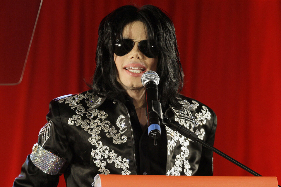 NRK kommer inte spela några låtar med Michael Jackson i radio under två veckor. Arkivbild.