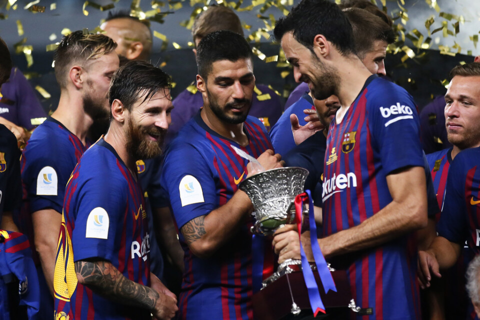 Barcelona vann den spanska supercupen i fjol över Sevilla.
