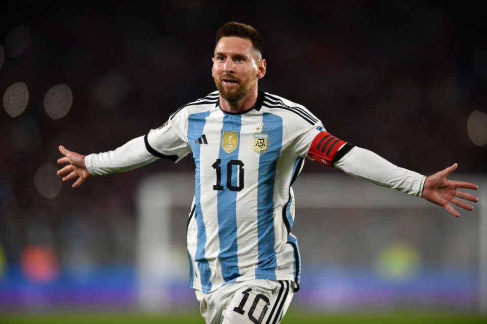 Lionel Messi firar efter att ha satt det enda målet i Argentinas 1–0-vinst mot Ecuador.