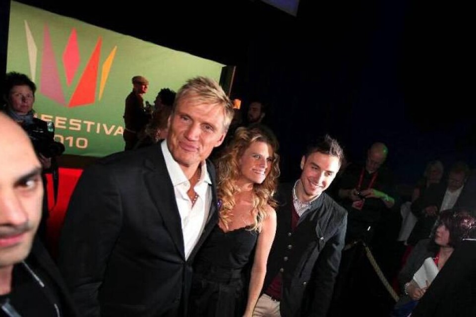 Dolph och hans kolleger lockade fler tittare till Melodifestivalen.