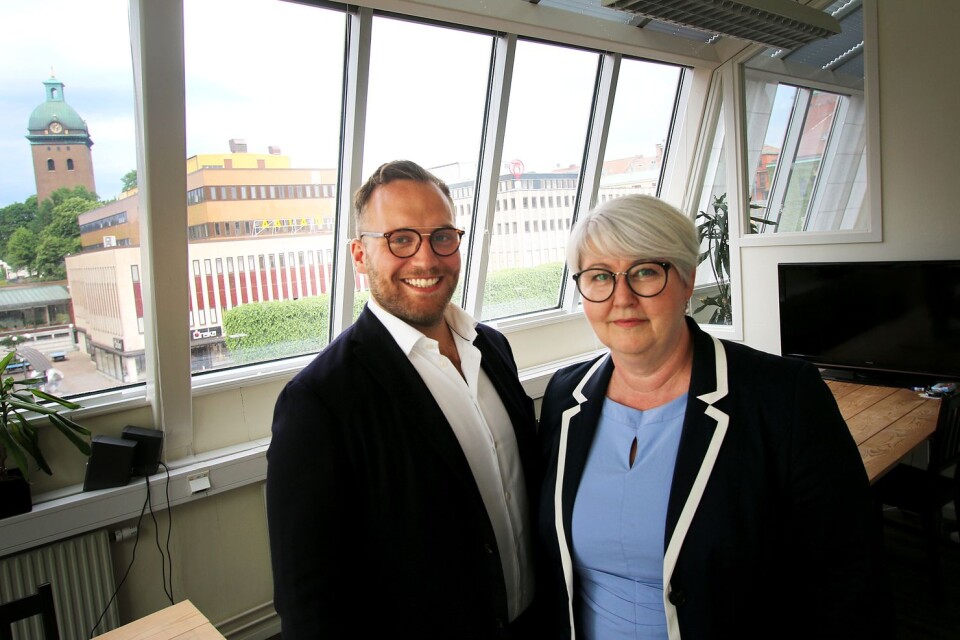 Moderaternas kommunalrådskandidater i Borås Oliver Öberg och Annette Carlson.