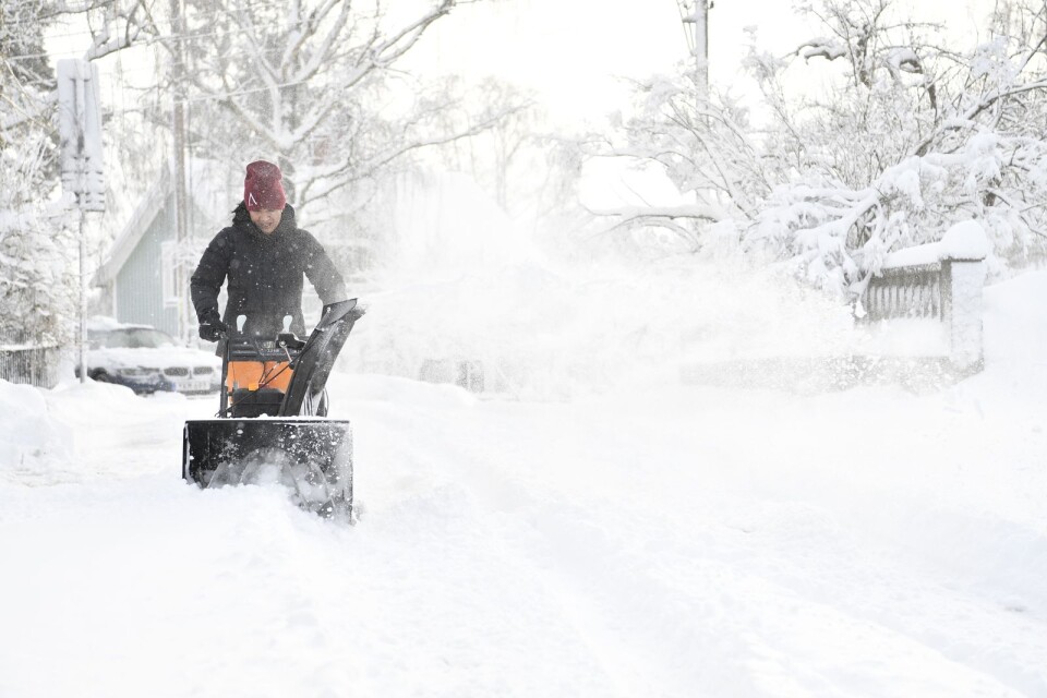 Ett rejält snötäcke har lagt sig över stora delar av Sverige.