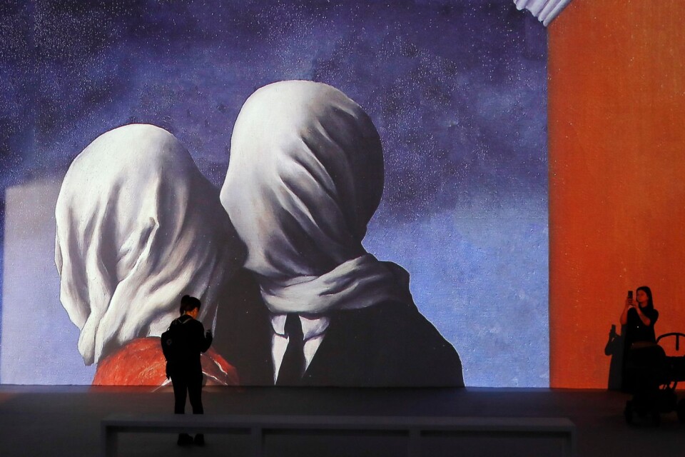 En av Rene Magrittes målningar har slagit försäljningsrekord. Bilden föreställer ett annat verk. Arkivbild.