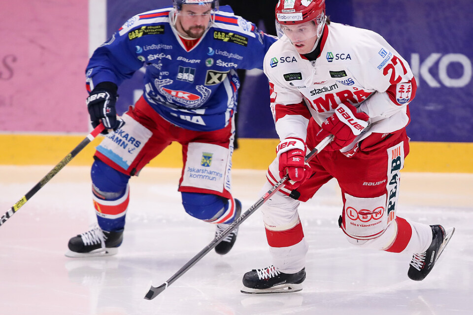Johannes Kinnvall (vit tröja) lämnar Timrå för HV71.