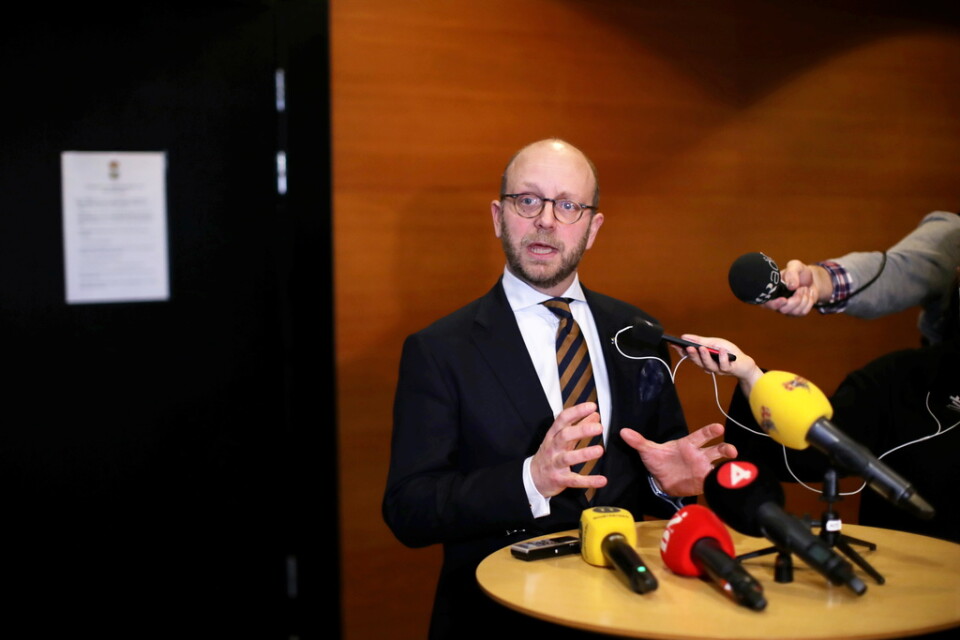 Kammaråklagare Henrik Olin i Göteborgs tingsrätt vid häktningen av de två män som nu åtalas för resandebrott enligt terroristlagen.