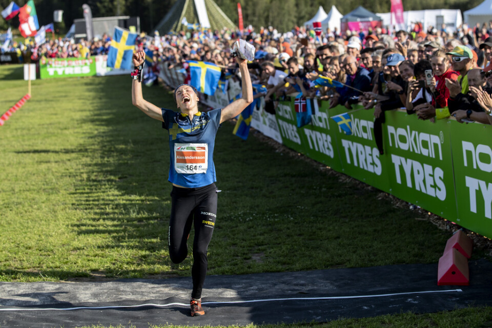 Tove Alexandersson vinner ett av sina guld under VM i Norge 2019. Arkivbild.