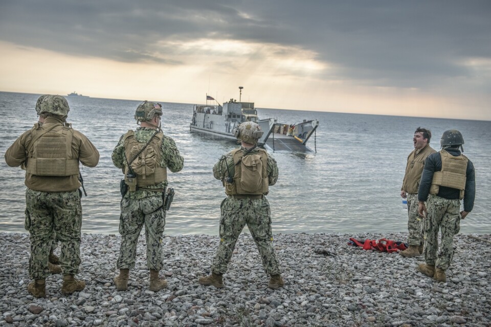 Militärövningen Baltops, Tofta militärområde på Gotland. De blev soldater i en annan tid, nu tränar de skarpt för farligare säkerhetsläge.
