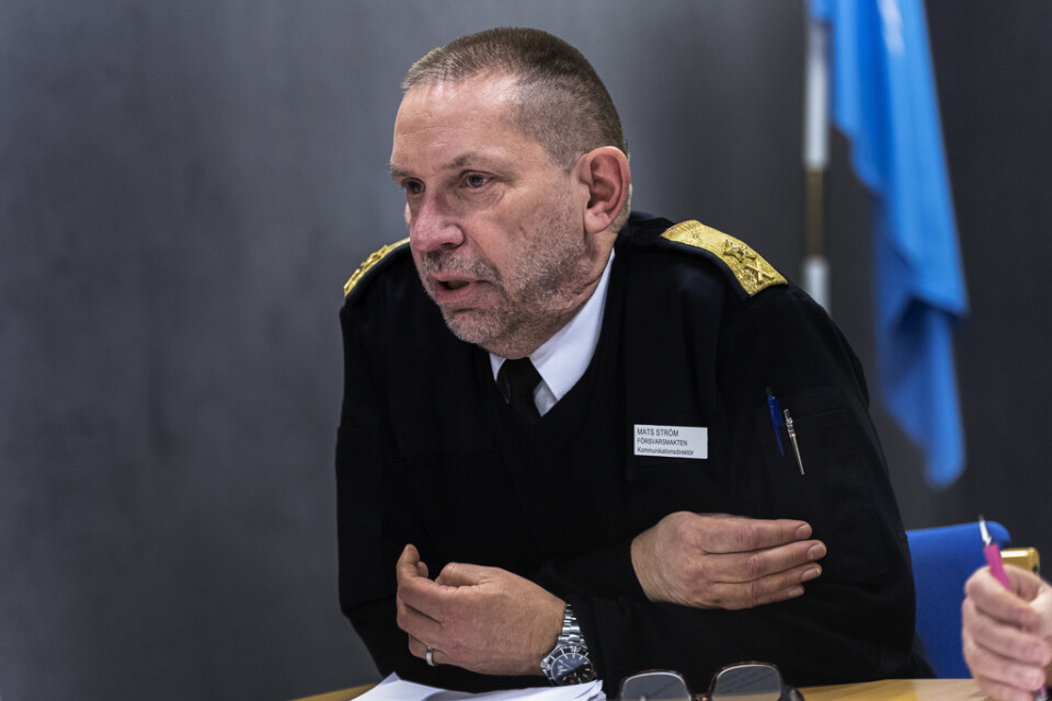 Försvarsmaktens kommunikationsdirektör Mats Ström har lett utredningen om det uppmärksammade fallet med den "falske officeren" och konstaterar att myndigheten har brustit i kontroller och gjort en rad fel.
