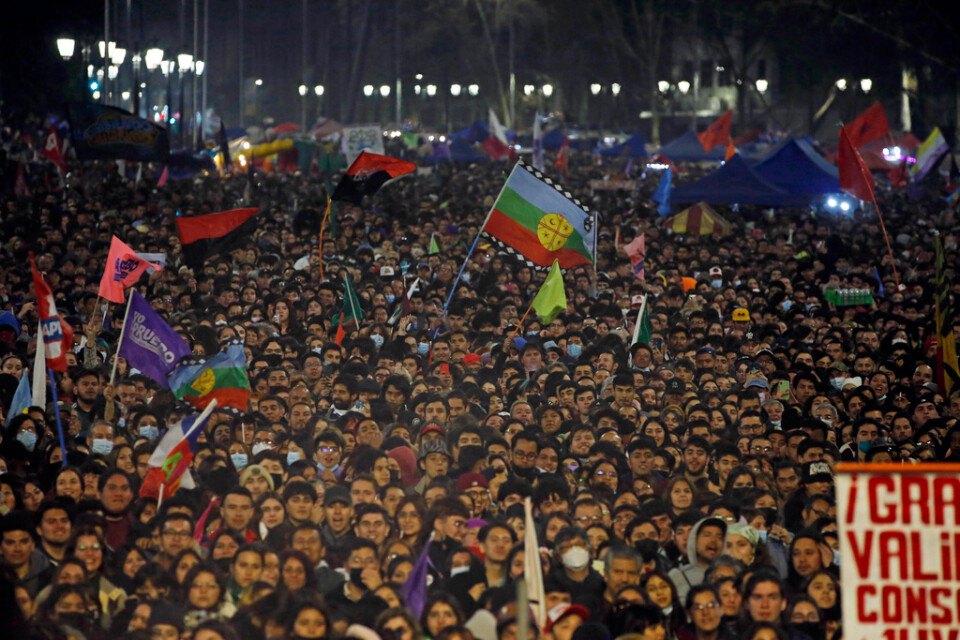 Demonstranter samlades för att stödja det nya konstitutionsförslaget i Santiago den 1 september.