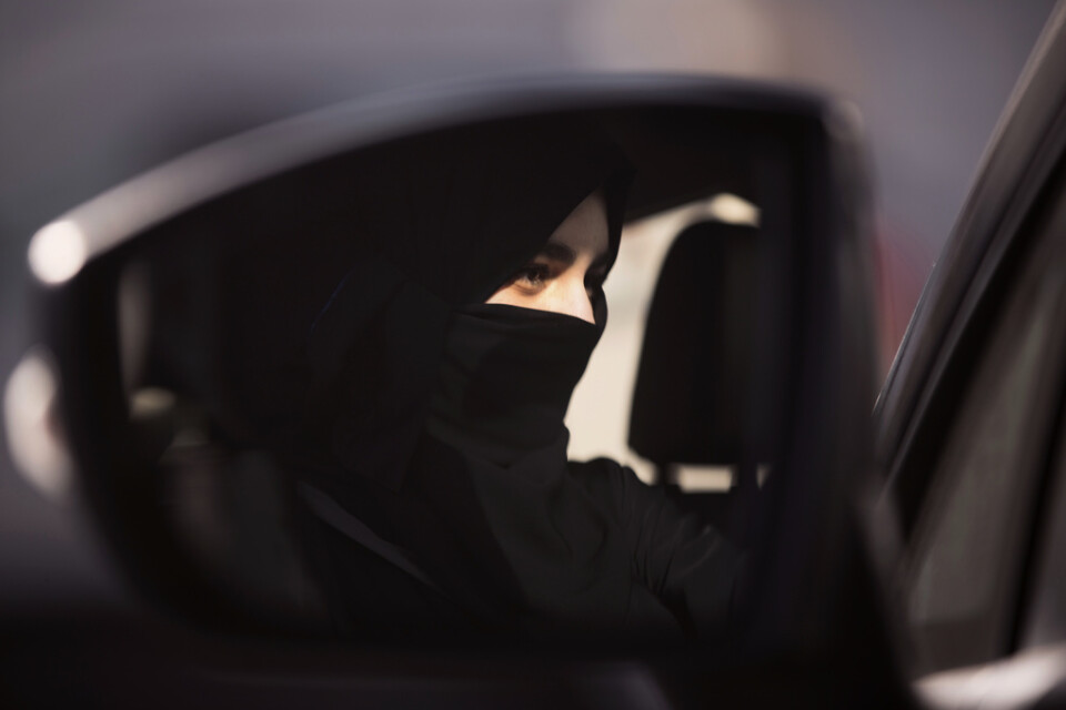 Den 24 juni 2018 infördes officiellt det kungliga dekret som innebar att kvinnor tilläts ta körkort och köra bil i Saudiarabien. Arkivbild.