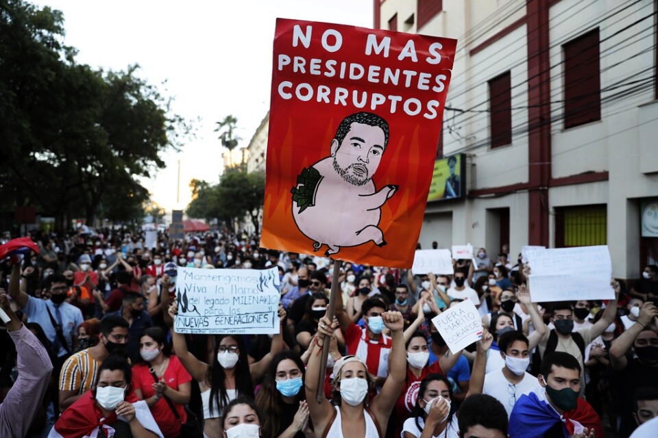 Demonstration mot president Mario Abdo Benítez i Paraguays huvudstad Asunción på lördagen.