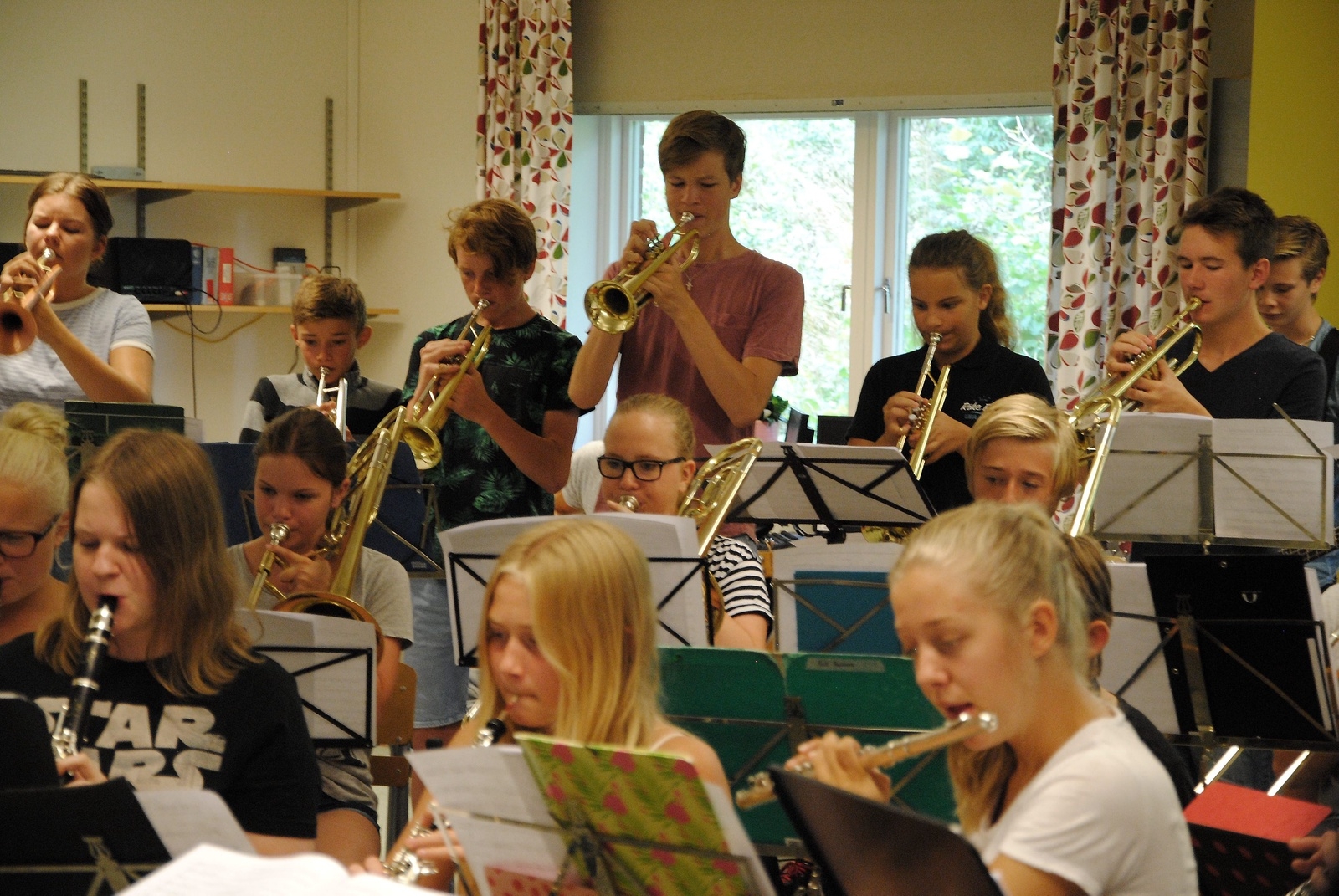 Blåsarläger i Glimåkra på Folkhögskolan. Här den äldre orkestern, med mer erfarenhet. Foto: Cajsa Bengtsson