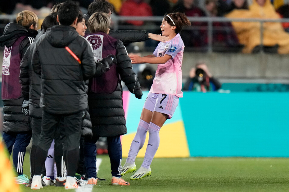 Hinata Miyazawa firar sitt avgörande 3–1-mål mot Norge i VM-åttondelen.