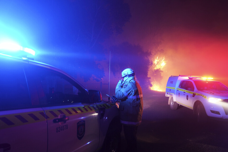 Skogsbränder nära Perth hotar stadens förorter. Bilden tagen vid från bränder i området i fjol.