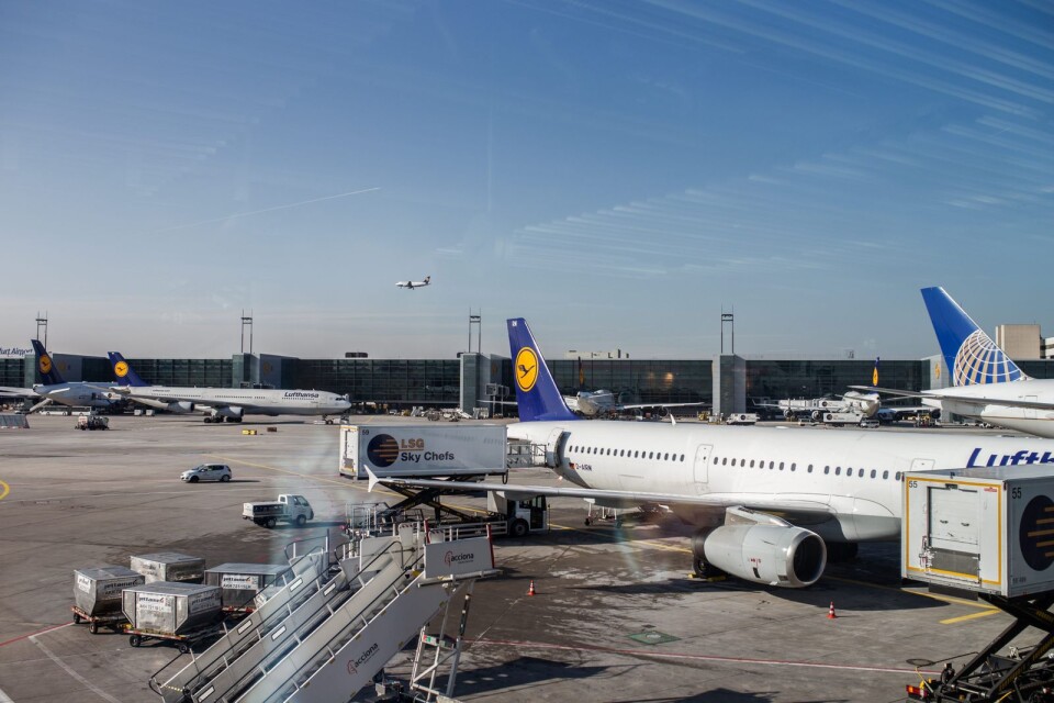 Flygplatsen i Frankfurt är en av Europas mest trafikerade. Signaturen Netti ifrågasätter varför Miljöpartiet inte vill ha en flyglinje dit.