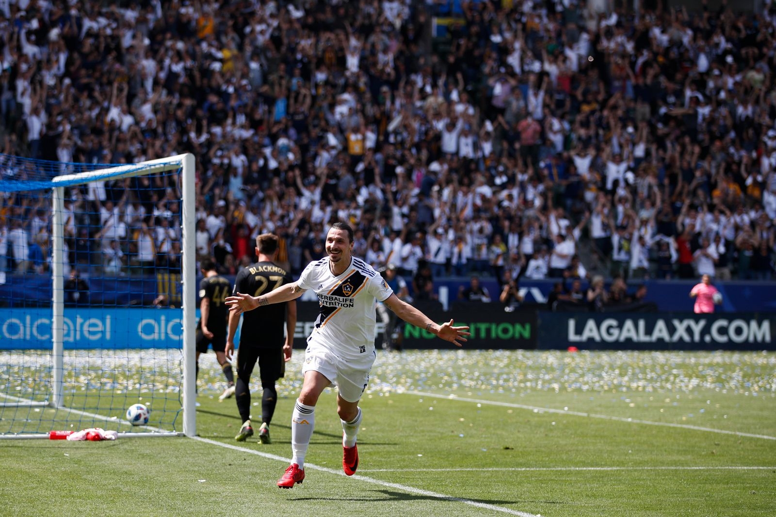 Los Angeles Galaxy's Zlatan Ibrahimovic, of Sweden, celebrates his second goal of the game during the second half of an MLS soccer match against the Los Angeles FC Saturday, March 31, 2018, in Carson, Calif. The Galaxy won 4-3. (AP Photo/Jae C. Hong)