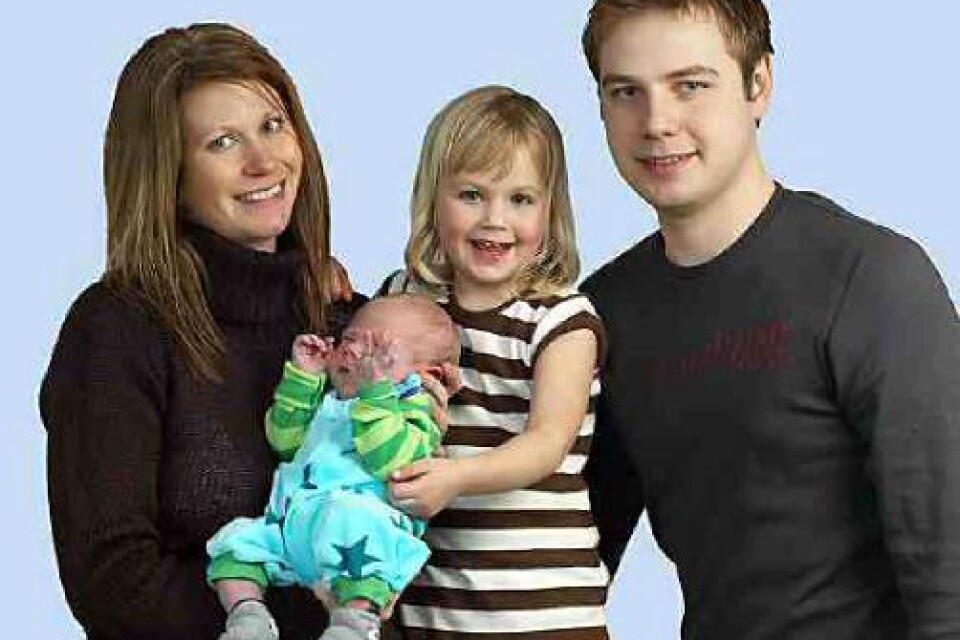 Lisa Jornchag och Anders Johannesson, Vederslöv, fick den 15/1 sonen Linus. Vikt: 4 120 g. Längd: 52 cm. Syskon är Klara 3 år.