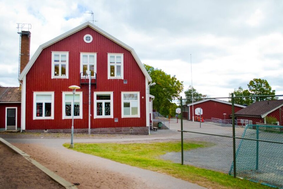 Saltviksskolan föreslås läggas ned i utredningen som bildningsförvaltningen presenterar för nämnden på torsdag.
