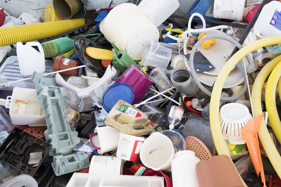 Plastförpackningar som används i hushållen är ofta mer komplexa, och svårare att återvinna. Arkivbild.