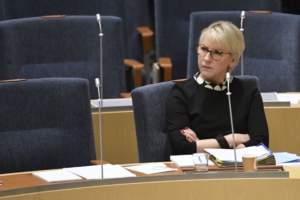 Utrikesminister Margot Wallström (S) under den utrikespolitiska debatten i riksdagen under onsdagen. Regeringens utrikespolitik blir allt mer uppblåst.