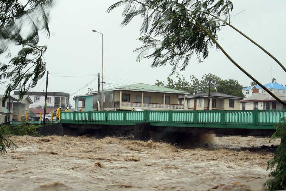 Översvämningar i Dominicas huvudstad Roseau 2007.