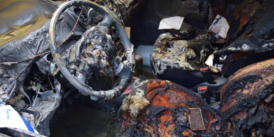 Emmaboda: BMW hittades utbrunnen vid vägkant
