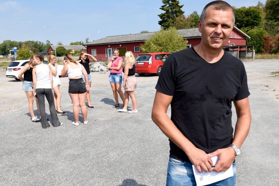 Jörgen Carlsson välkomnar vallöftet om en ny idrottshall.