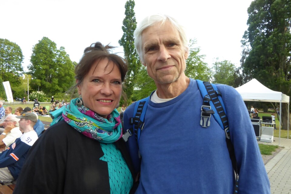 Vi har följt Titiyos karriär ända sedan hon slog igenom i slutet på 80-talet, berättade Caroline Nelander och Bengt-Åke Johansson.