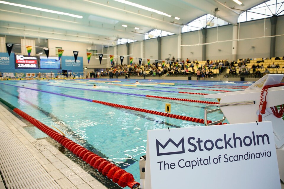 SM avgörs i Eriksdalsbadets simbassäng i Stockholm.