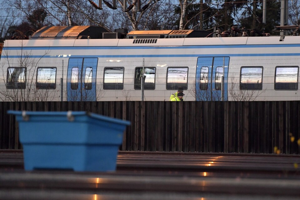 Ett signalfel vid Älvsjö under fredagseftermiddagen bidrog till ytterligare förseningar tågtrafiken i Stockholmstrakten. Arkivbild.