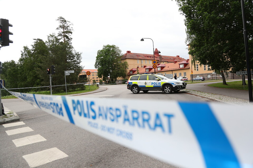 Polishuset i Linköping spärrades av under onsdagsmorgonen på grund av att ett misstänkt föremål hittats.