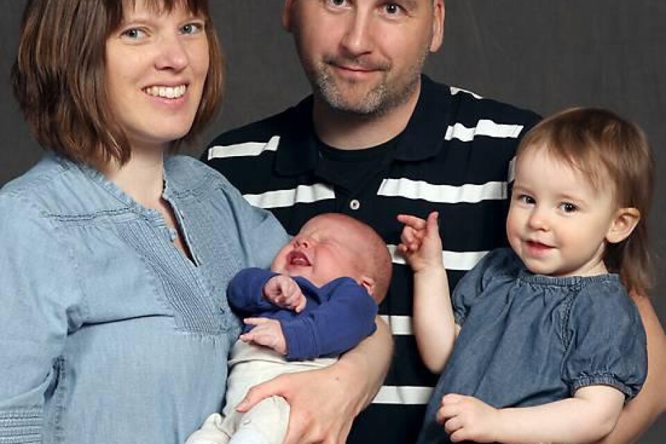 Caroline och David Möllersten, Karlskrona, fick den 14 april en son, Oskar, som vägde 3 420 g och var 47 cm. Syskon: Emma.