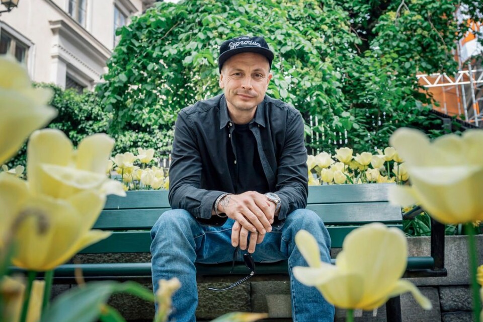 Petter släpper albumet ”Varholmsgatan” den 12 juni, där han har samarbetat med bland andra Annika Norlin, Franska Trion och Joel Alme.
