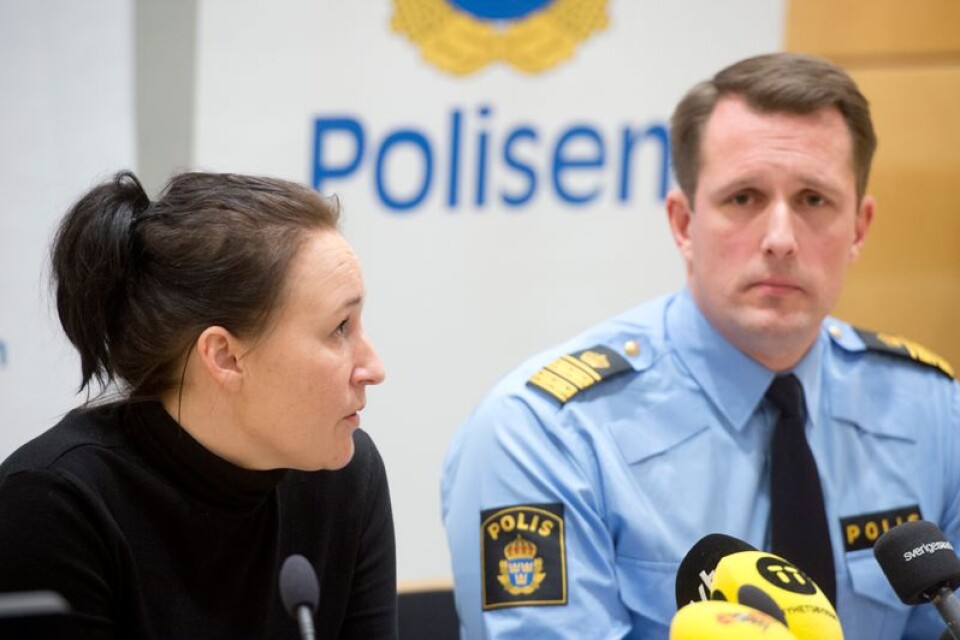 Lisa Green samordnare mot människohandel och Mattias Sigfridsson, chef för sektionen mot internationell grov brottslighet, presenterade polisens stora insats mot människohandel i Kronoberg och Kalmar län.