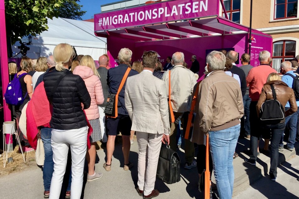 På Migrationsverkets egen mötesplats, #migrationsplatsen, var debatten i gång redan under Almedalsveckans premiärdag.