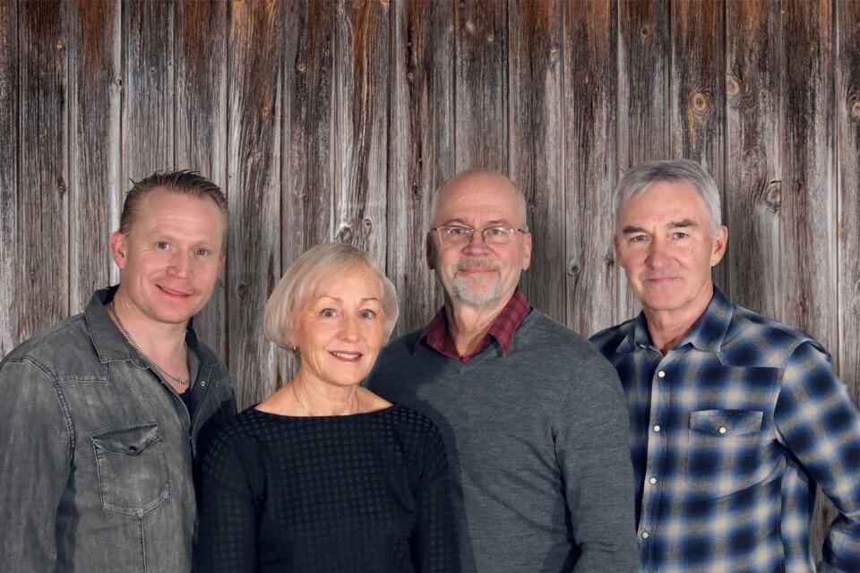 Rewire består av Göran Dreyfert, Agneta Hammarbäck, Anders Olsson och Peter In de Betou.