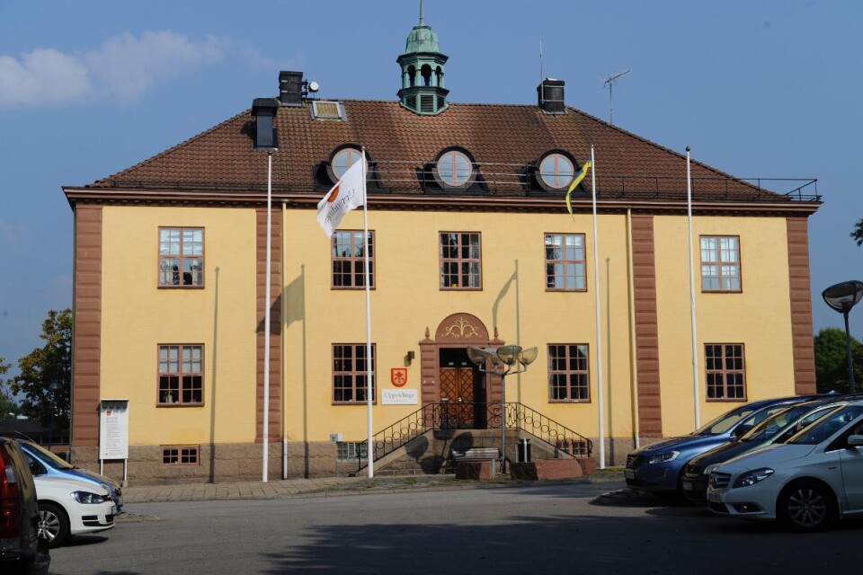 Smålandsposten kommer att fortsätta granska besluten som tas i Uppvidinge kommunhus, skriver Kristina Bingström och Jens Nielsen.