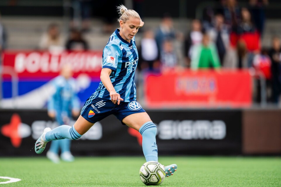 Petronella Ekroth har varit i Djurgården i två omgångar. För ett par veckor sedan hon med och säkrade nytt allsvenskt kontrakt med klubben.