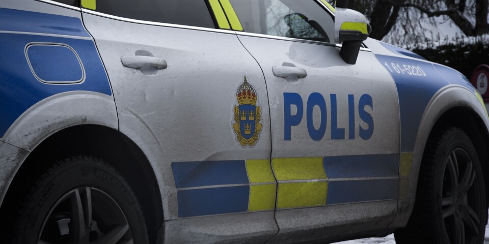 Polis skickades till korsningen Nygatan/Tegnérgatan i centrala Kalmar där en taxichaufför utsattes för misshandel naten till söndag.