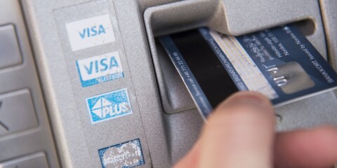 Kvinna på boende blev av med drygt 5 000 på sitt bankkort