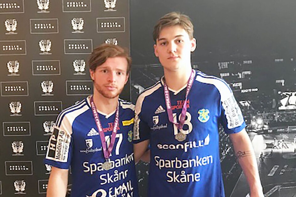 Adam Wennerholm och Ludvig Hallbäck från YIF tog plats i juniorernas All star team.