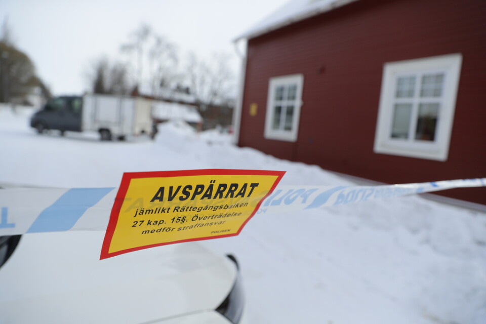 Bilder från villaområdet i Luleå där två personer hittats döda i mars. Arkivbild.