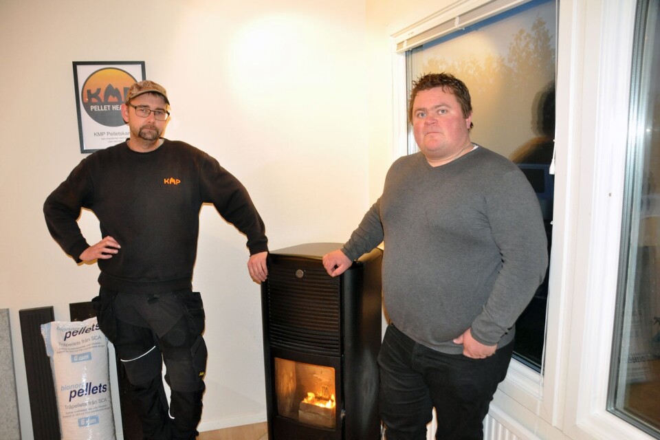 Jimmy Thorsen och Fredrik Sunesson på KMP Pellet Heating AB.