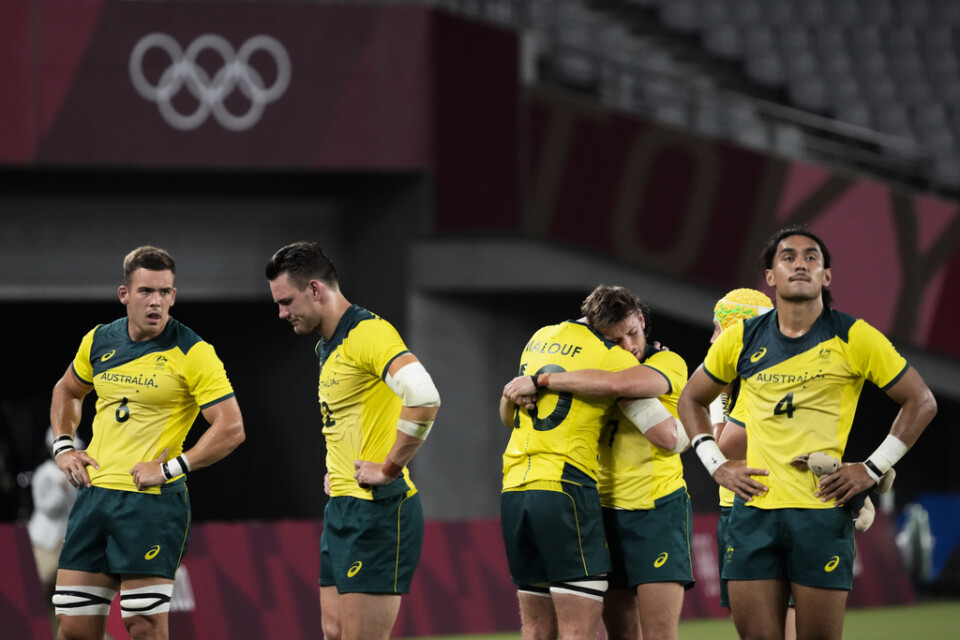 Besvikna australiska rugbyspelare efter förlusten i kvartsfinalen mot Fiji förra veckan.
