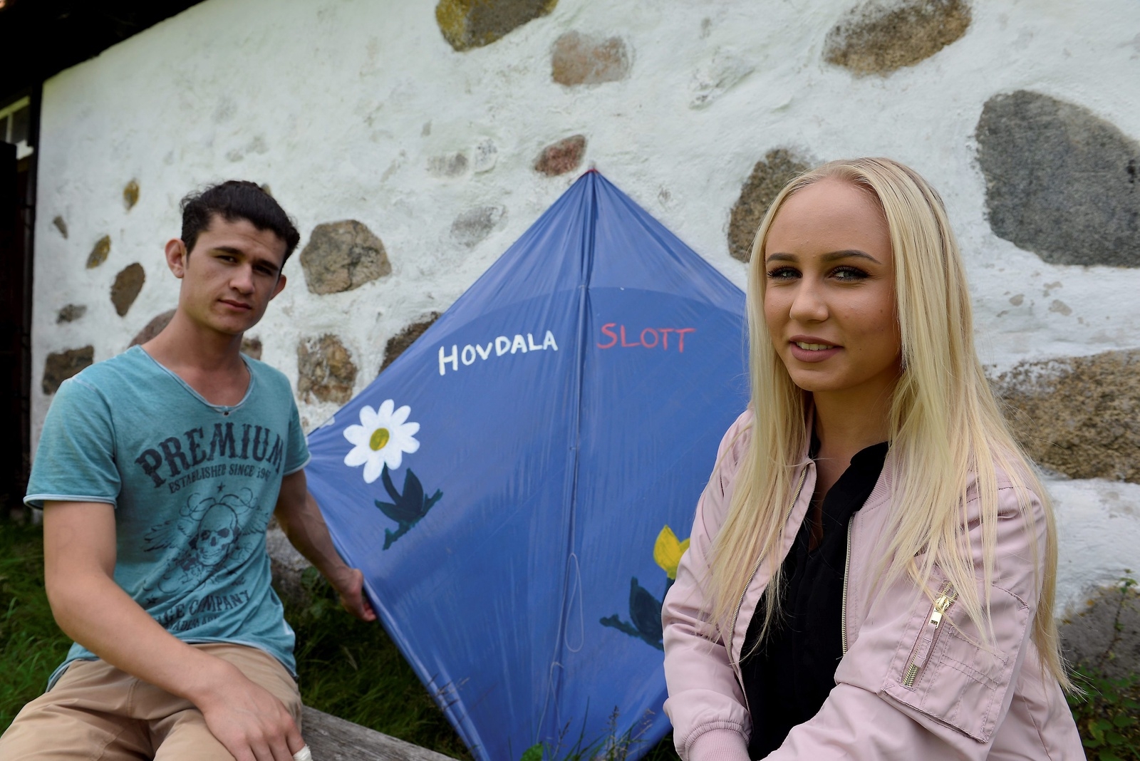 Hovdala har fått en egen drake, den har varit Alishefa och Cornelia Zettermans gemensamma projekt. Foto: Eva Frid