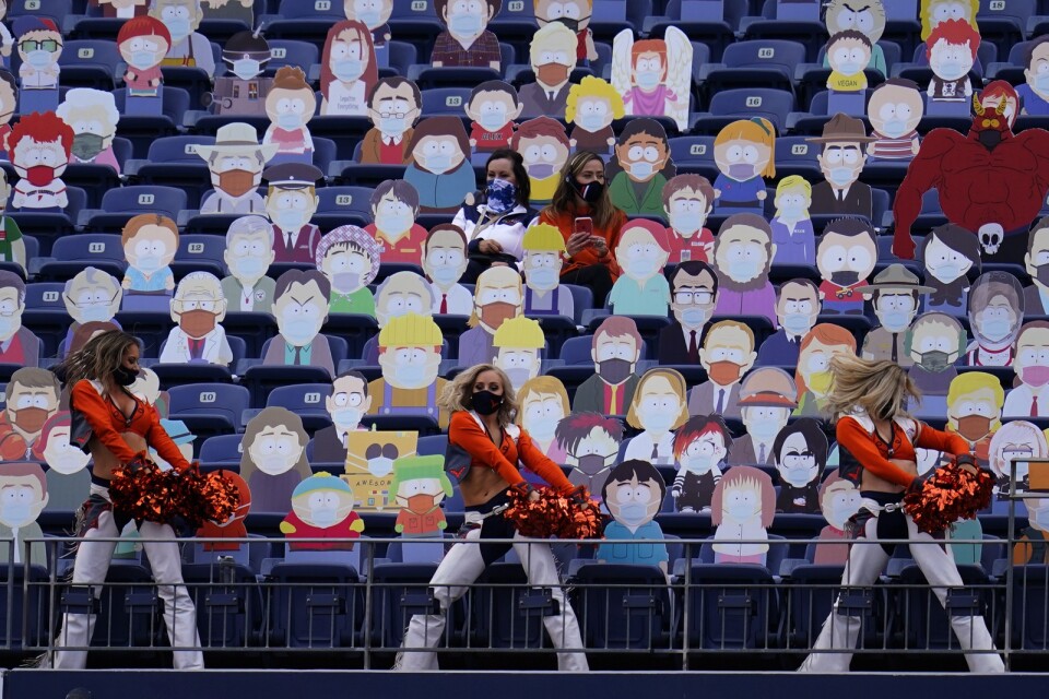 Denver Broncos läktare fylldes av figurer från "South Park".