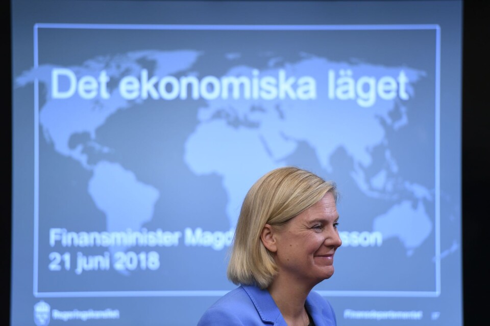 Finansminister Magdalena Andersson (S) presenterade den senaste prognosen för det ekonomiska läget. Antalet svenskar över 80 år väntas öka med över 50 procent fram till 2030.