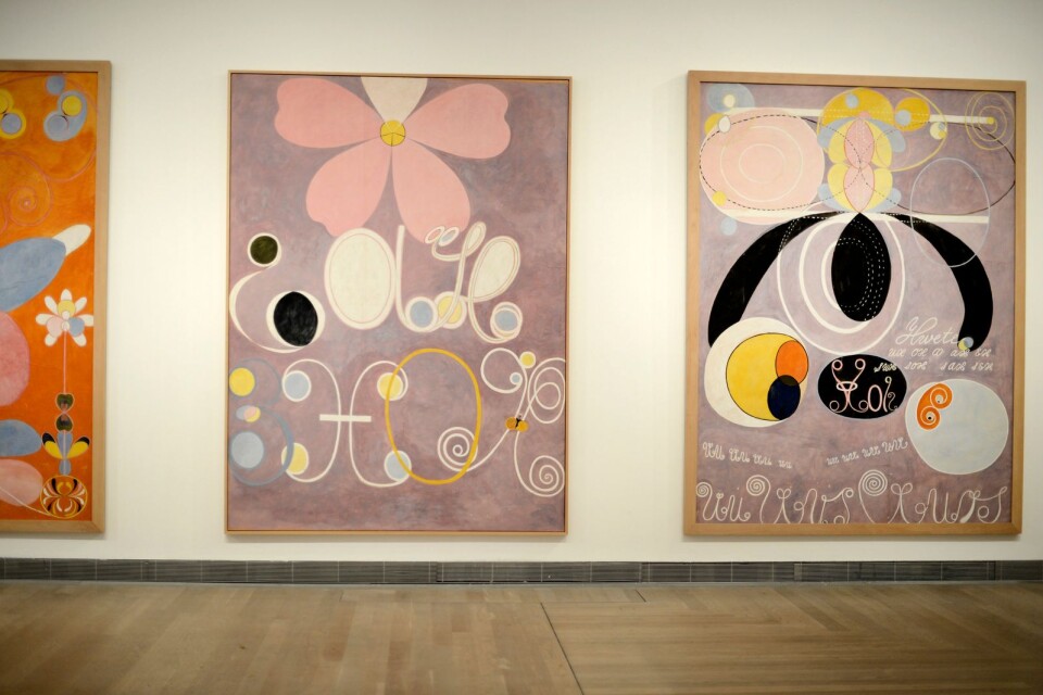 Konstverk av den svenska konstnären Hilma af Klint ställdes ut på Guggenheim i New York.